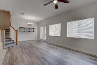 Photo #2: 2690403 Listing 