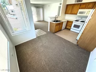 Photo #4: 2690412 Listing 