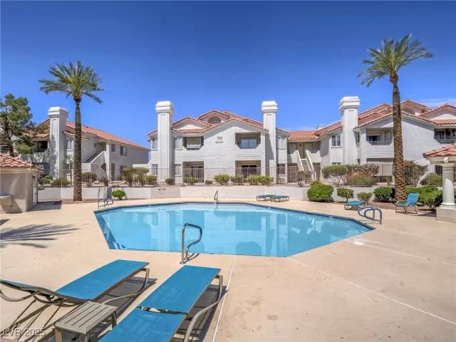 MLS: 2690445 Condo For Sale