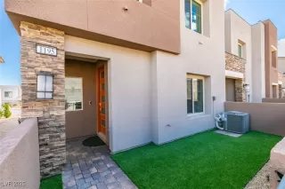 Photo #4: 2690450 Listing 