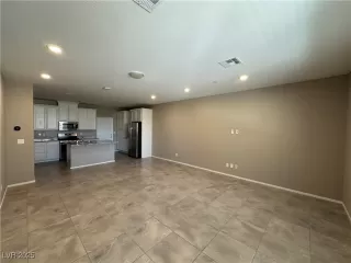 Photo #1: 2690484 Listing 