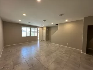 Photo #3: 2690484 Listing 