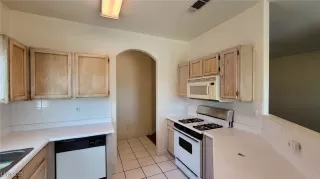 Photo #5: 2690498 Listing 