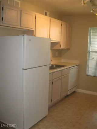 Photo #3: 2690509 Listing 