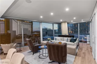 Photo #1: 2690517 Listing 