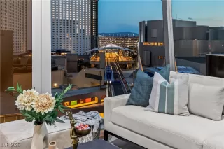 Photo #4: 2690517 Listing 