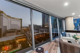 Photo #5: 2690517 Listing 