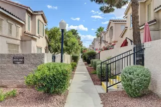 Photo #5: 2690518 Listing 