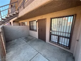 Photo #1: 2690522 Listing 