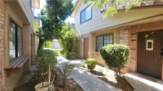 Photo #2: 2690526 Listing