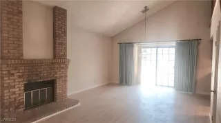 Photo #3: 2690526 Listing