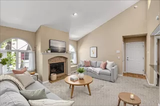 Photo #2: 2690531 Listing 