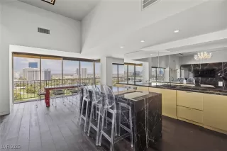 Photo #1: 2690554 Listing 