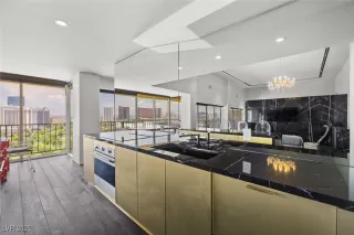 Photo #5: 2690554 Listing 