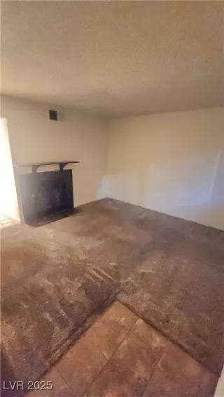 Photo #4: 2690560 Listing