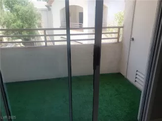 Photo #6: 2690610 Listing