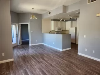 Photo #2: 2690615 Listing 