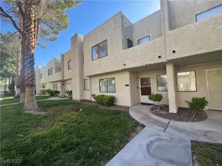 Photo #1: 2690616 Listing 