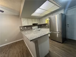 Photo #6: 2690616 Listing 