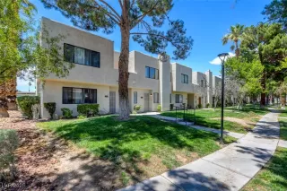 Photo #1: 2690643 Listing 