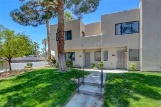 Photo #2: 2690643 Listing 