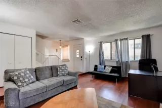 Photo #3: 2690643 Listing 