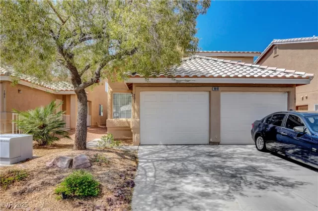 MLS: 2690651 Condo For Sale