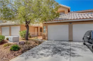 Photo #1: 2690651 Listing