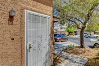 Photo #6: 2690651 Listing