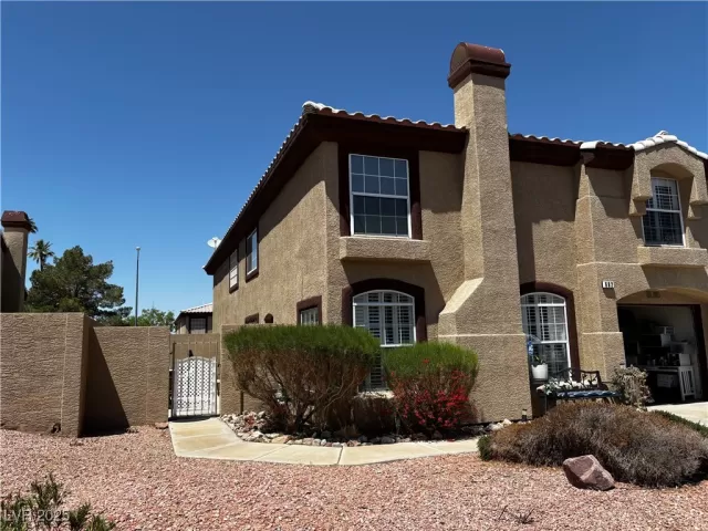 MLS: 2690658 Condo For Sale