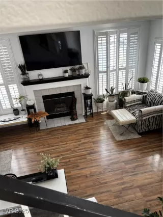 Photo #3: 2690658 Listing