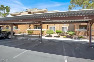 Photo #1: 2690687 Listing 