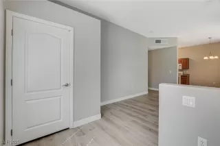 Photo #2: 2690693 Listing 