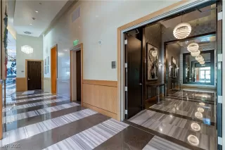 Photo #4: 2690710 Listing