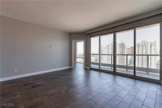 Photo #6: 2690710 Listing