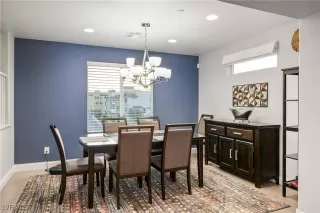 Photo #5: 2690730 Listing