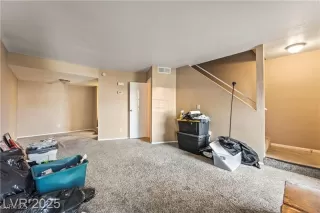 Photo #2: 2690739 Listing 