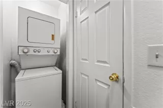 Photo #6: 2690739 Listing 