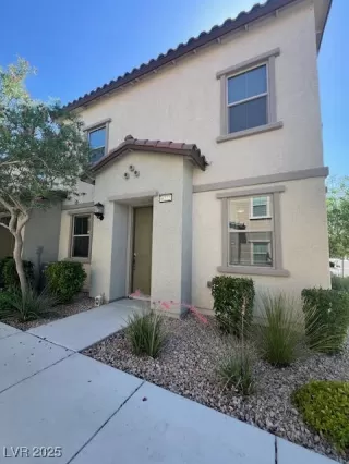Photo #1: 2690747 Listing 