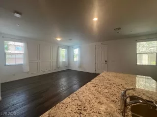 Photo #3: 2690747 Listing 