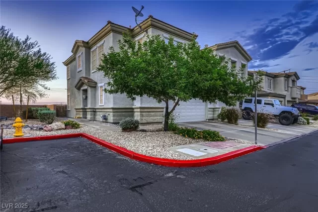 MLS: 2690792 Condo For Sale