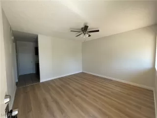 Photo #3: 2690818 Listing 