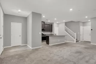 Photo #4: 2690822 Listing 