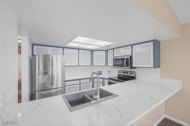 MLS: 2690871 Condo For Sale