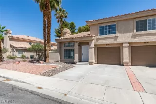 Photo #1: 2690878 Listing 