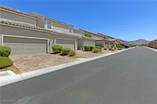 Photo #2: 2690898 Listing 