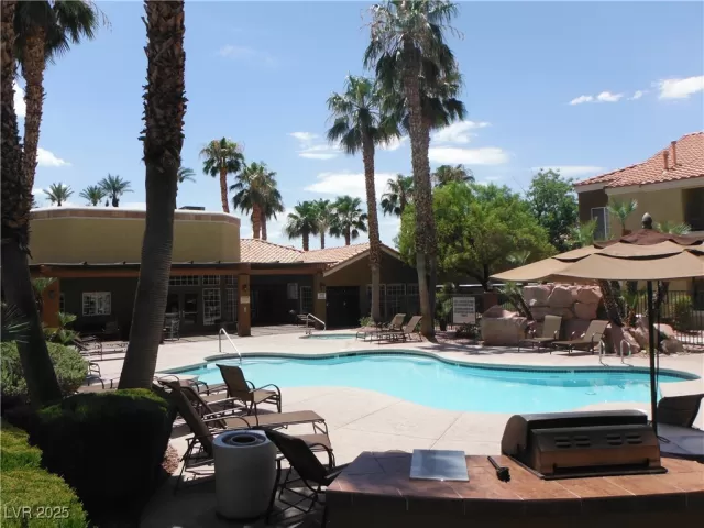 MLS: 2690915 Condo For Sale