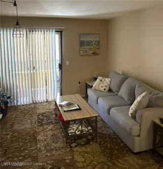 Photo #6: 2690915 Listing