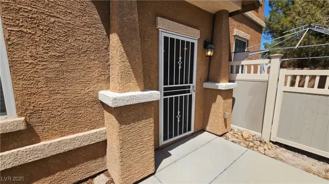 MLS: 2690956 Condo For Sale