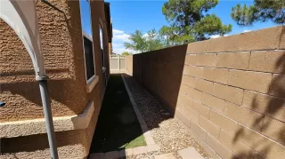 Photo #1: 2690956 Listing 